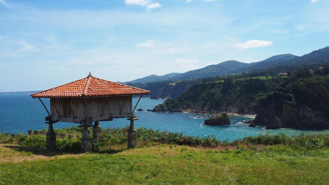 Apartamentos Rurales "La Torre" Y "El Pielago" Gamones Luaran gambar